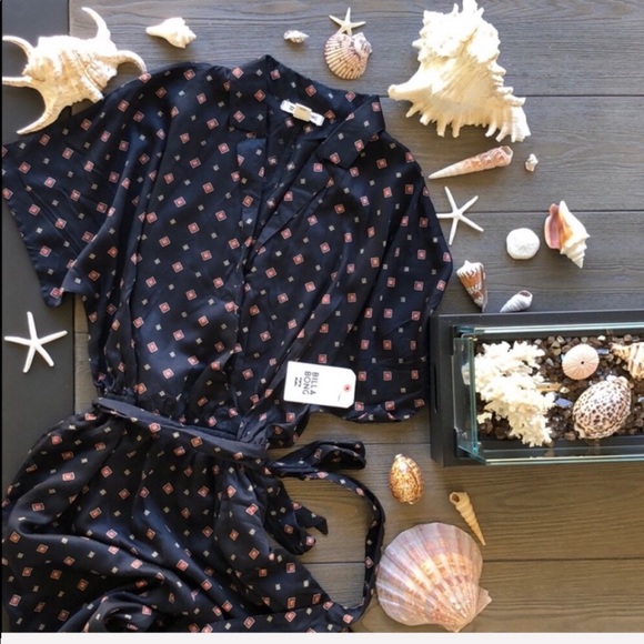 🌴🌼BILLABONG- BED STORY JUMPSUIT🌼🌴 - Picture 3 of 8